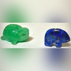 Vintage miniatures Zuni Fetish Lapis Lazuli Bear &  Fluorite Carved Sea Turtle